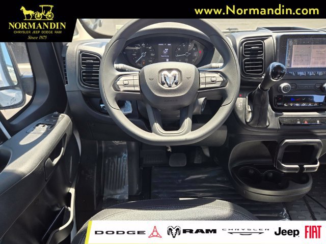 New 2026 RAM ProMaster 2500 w/ Convenience Group FWD image 8