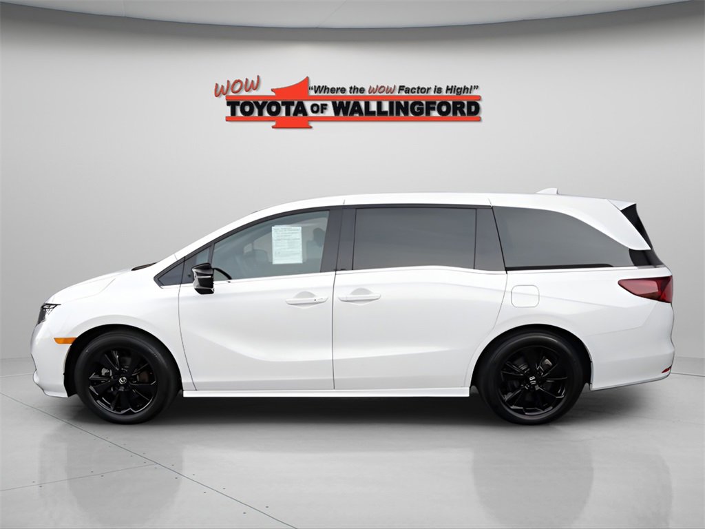 Used 2024 Honda Odyssey Sport image 2