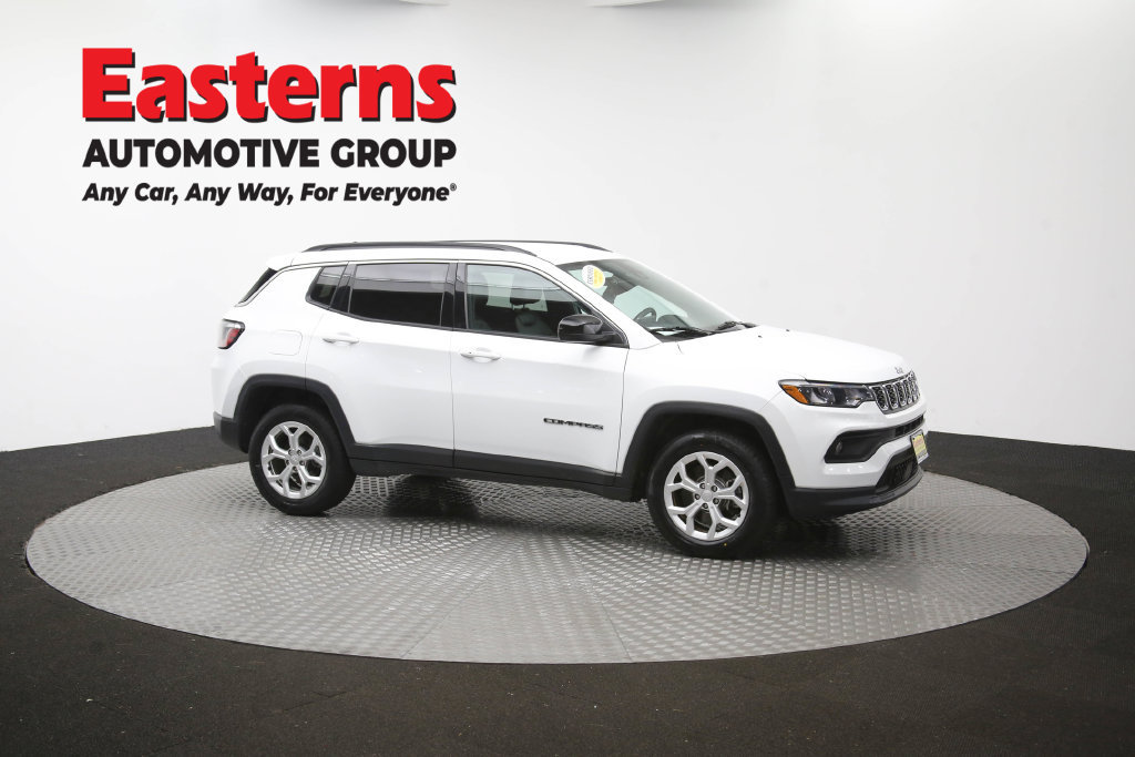 Used 2024 Jeep Compass Latitude AWD/4WD image 48
