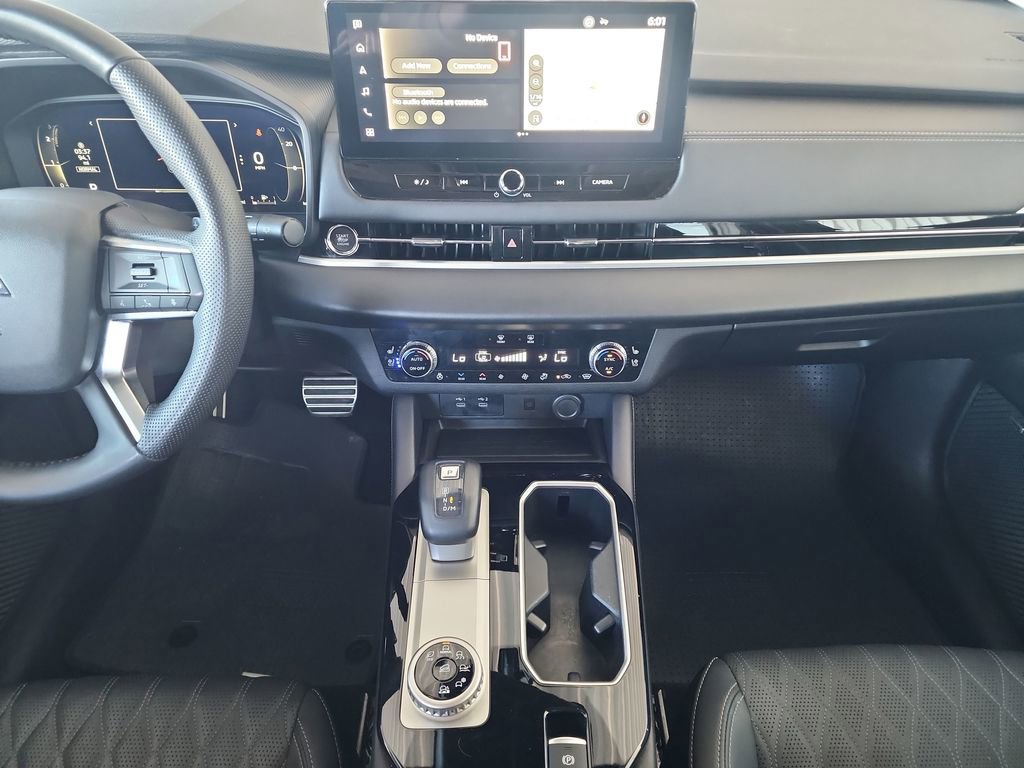 Used 2025 Mitsubishi Outlander SEL AWD/4WD image 21