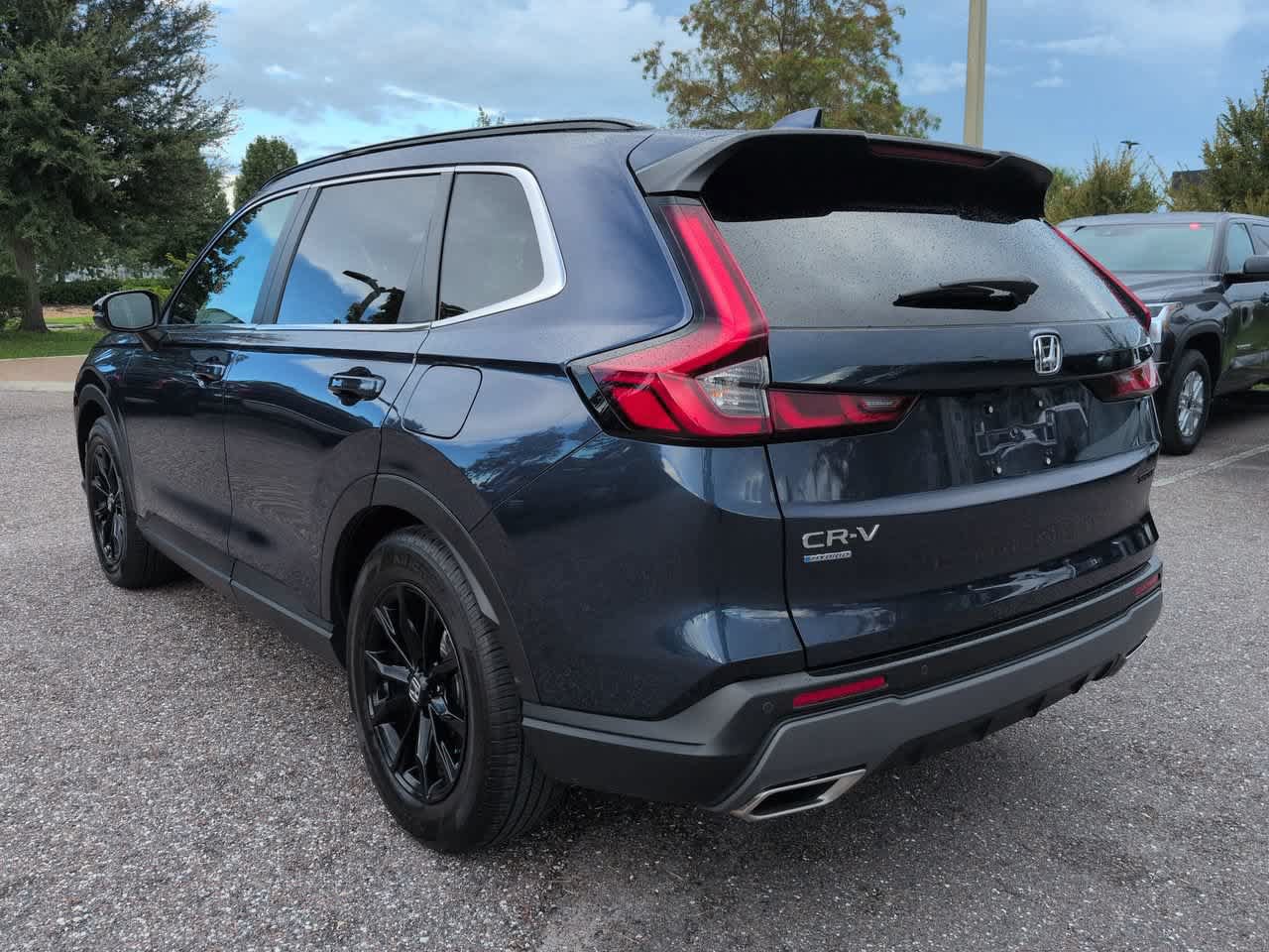 Used 2025 Honda CR-V Sport-L image 4