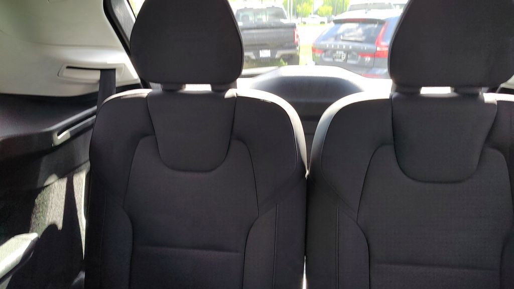 New 2026 Volvo XC90 B6 Plus image 30