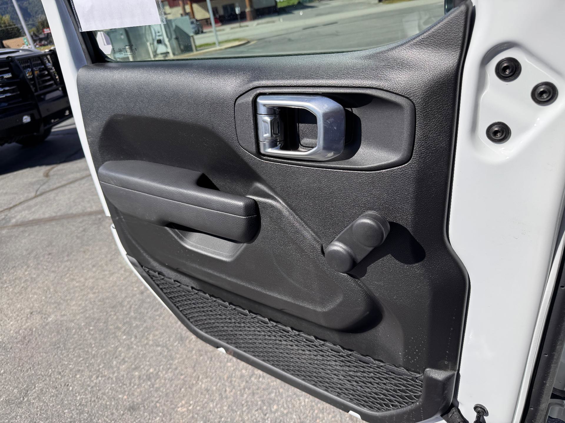 Used 2024 Jeep Wrangler Unlimited Sport AWD/4WD image 24