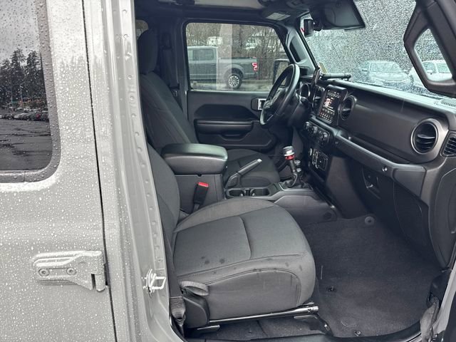 Used 2021 Jeep Gladiator Willys image 13