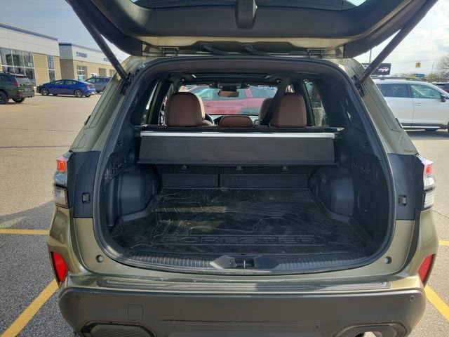 Used 2025 Subaru Forester Touring AWD/4WD image 33