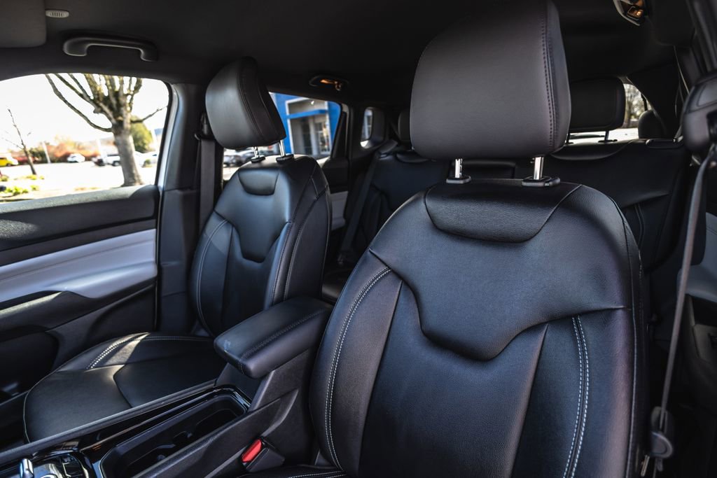 Used 2026 Jeep Compass Limited image 22