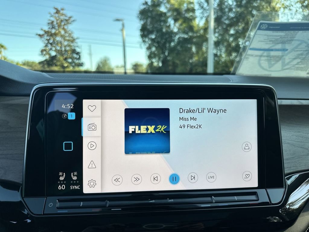 New 2026 Volkswagen Atlas SE image 16