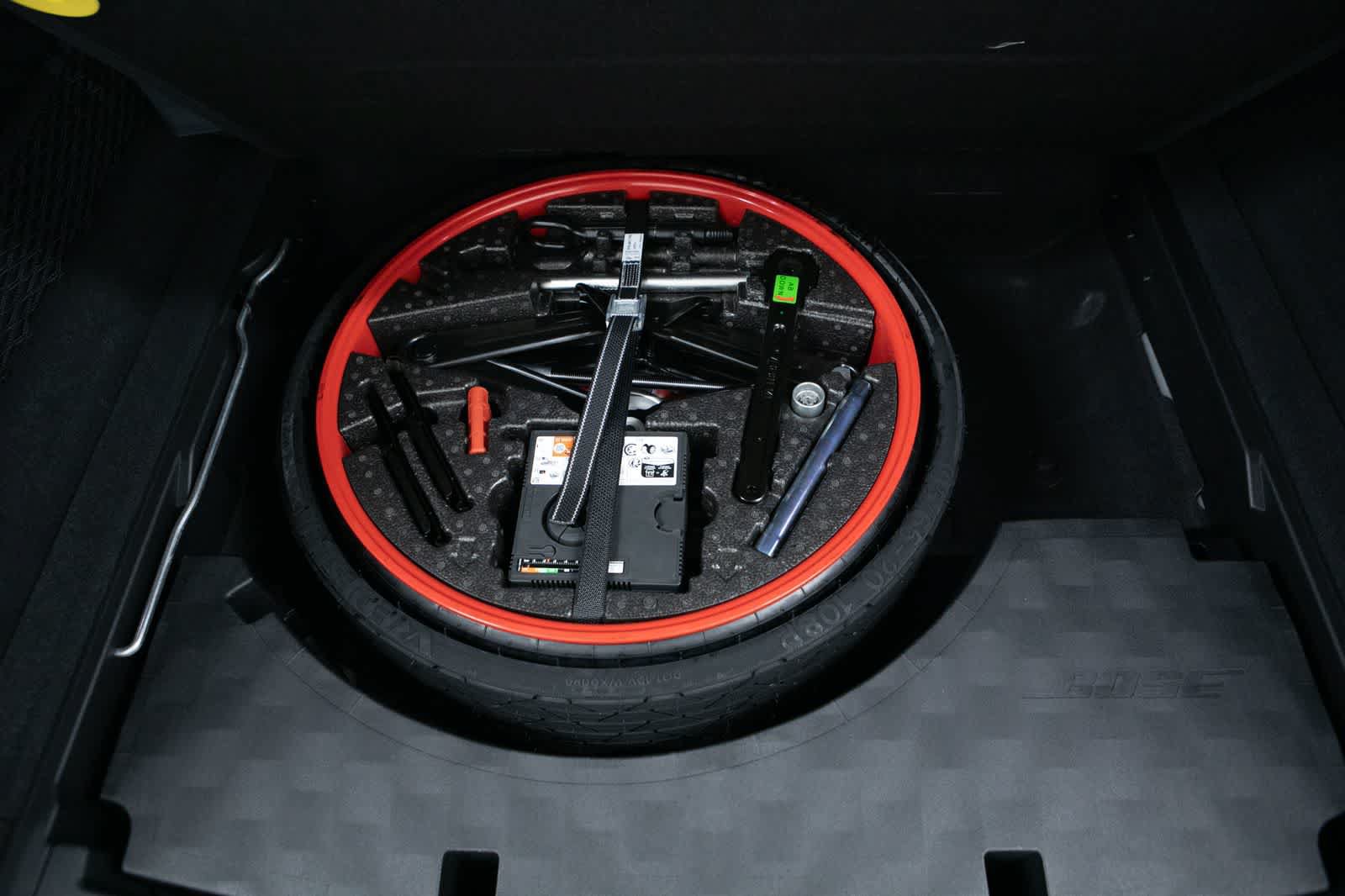 New 2026 Porsche Cayenne GTS AWD/4WD image 36
