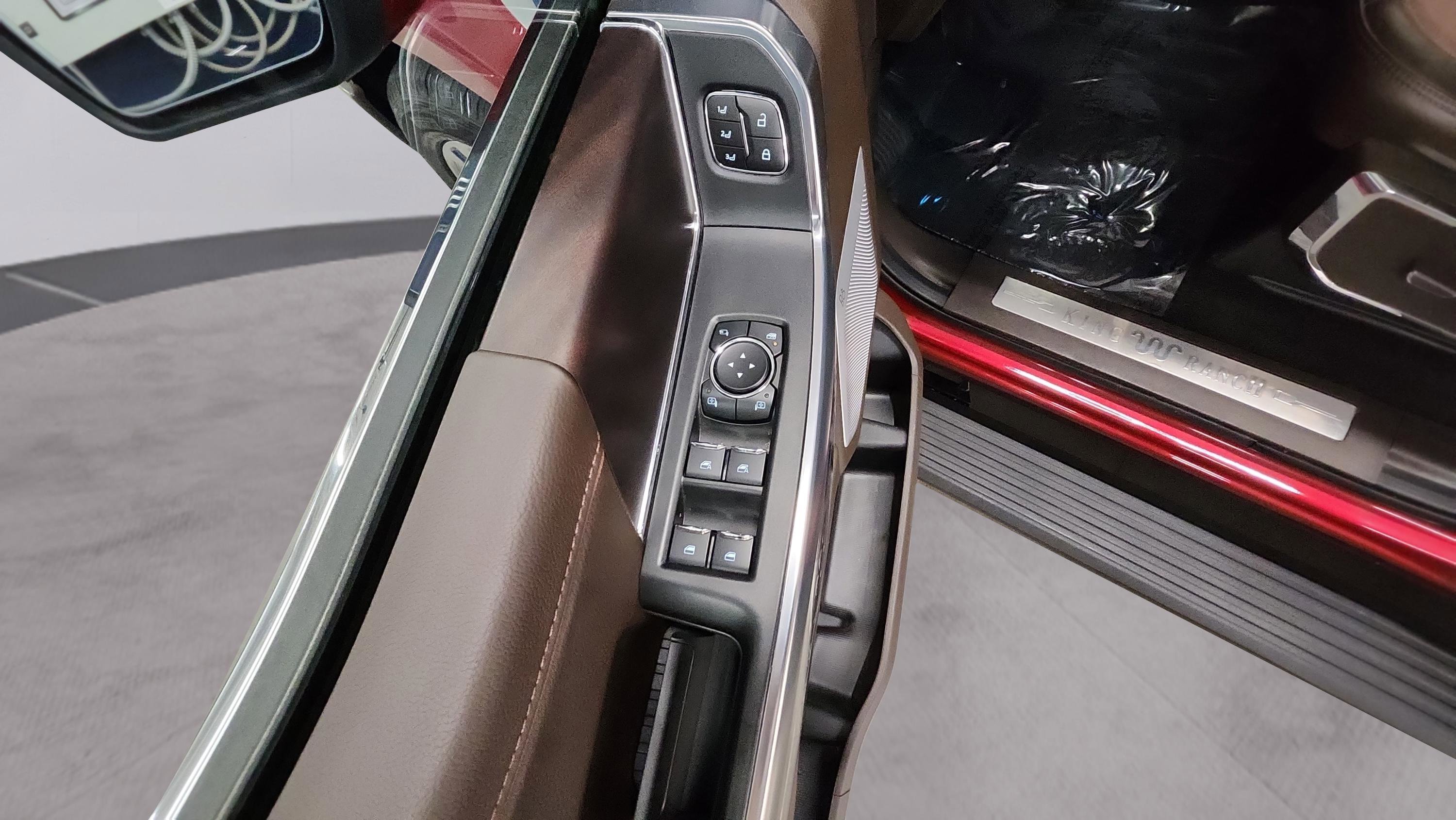 Certified 2025 Ford F150 King Ranch image 11