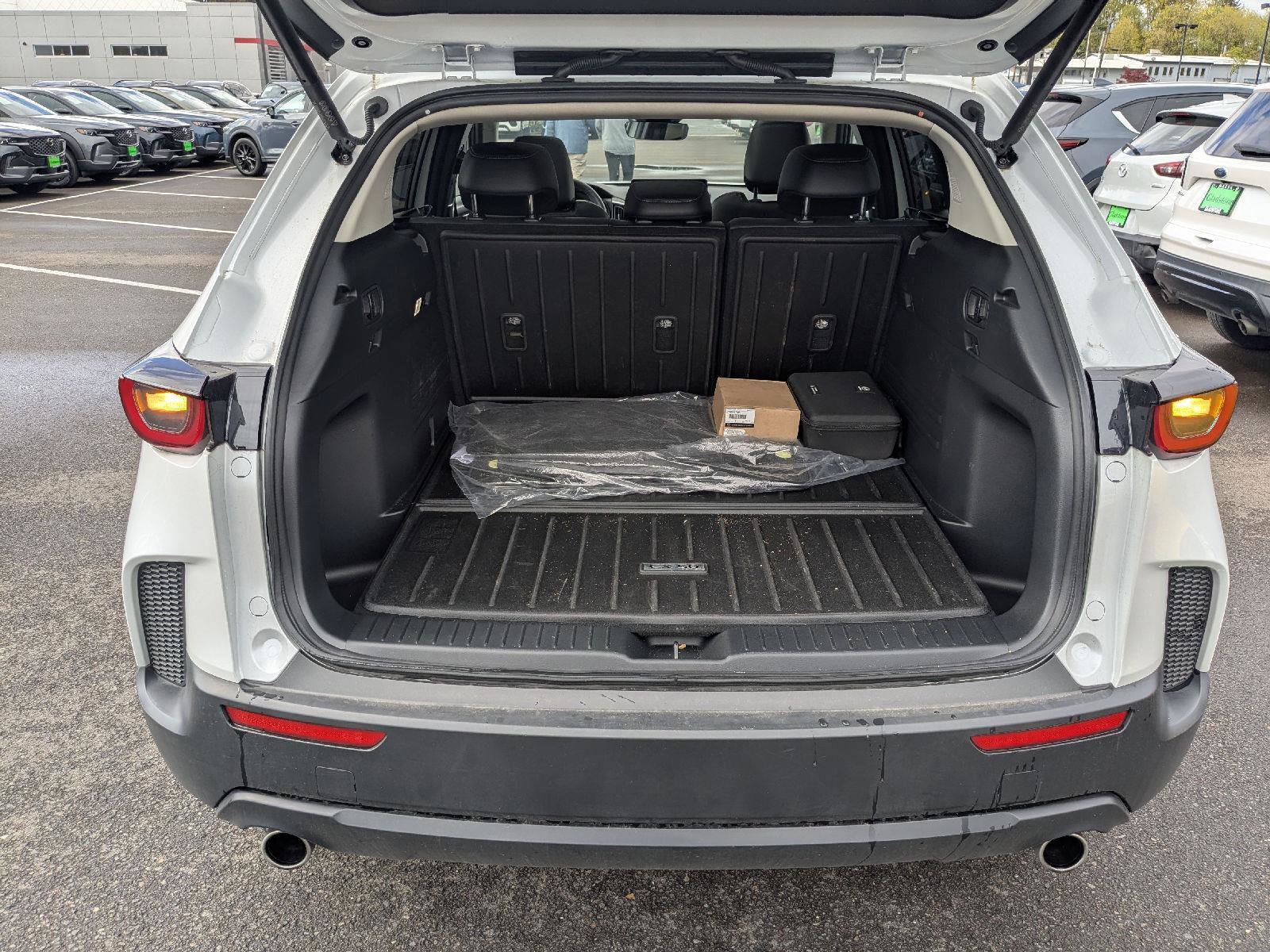 Used 2025 MAZDA CX-50 AWD 2.5 S w/ Weather Package image 11