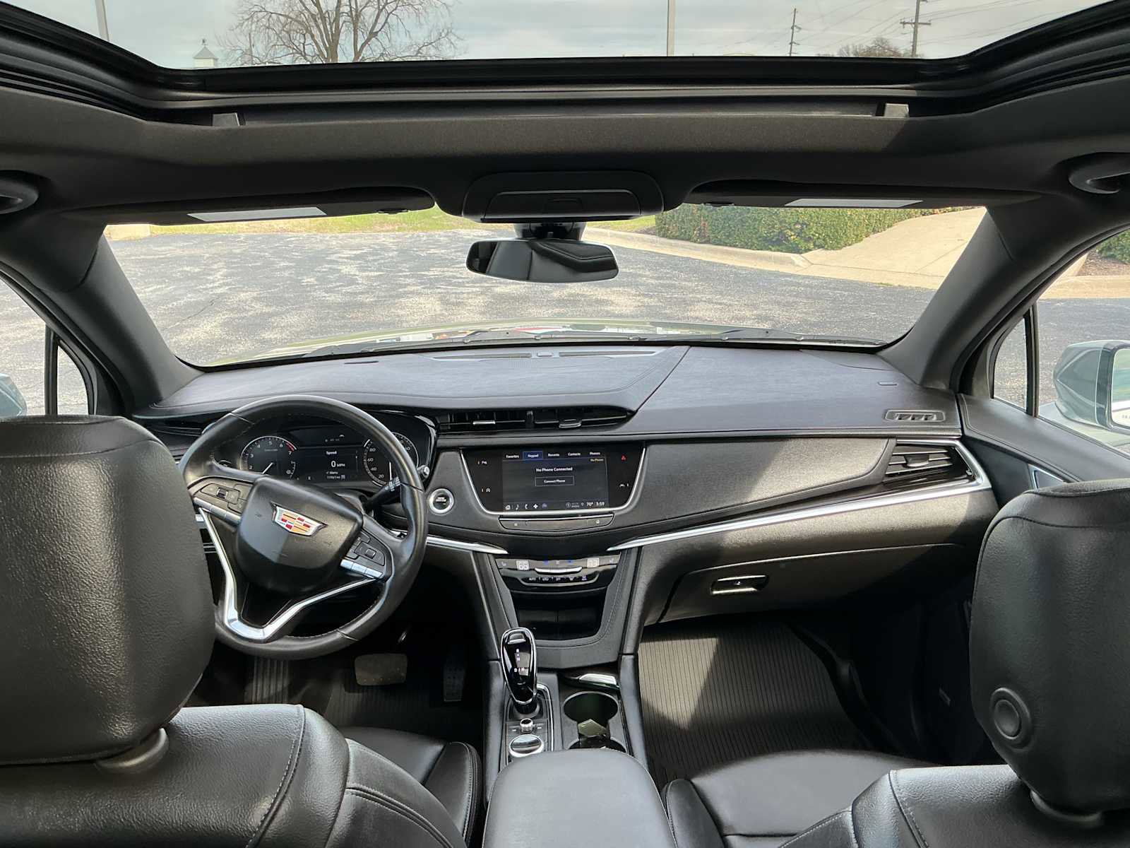 Used 2024 Cadillac XT6 Luxury w/ LPO, Floor Liner Package image 7