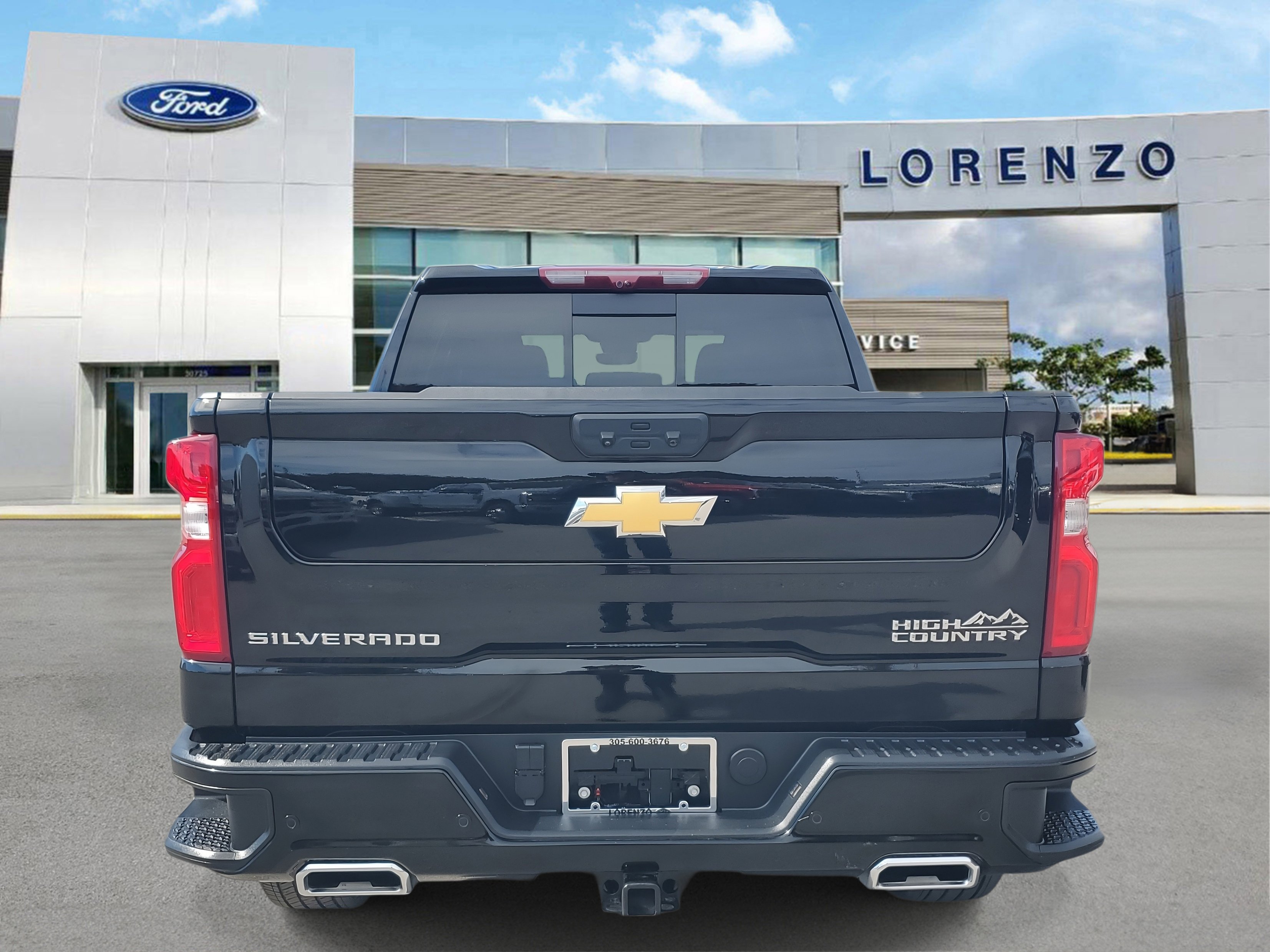 Used 2025 Chevrolet Silverado 1500 High Country w/ High Country Premium Package image 6