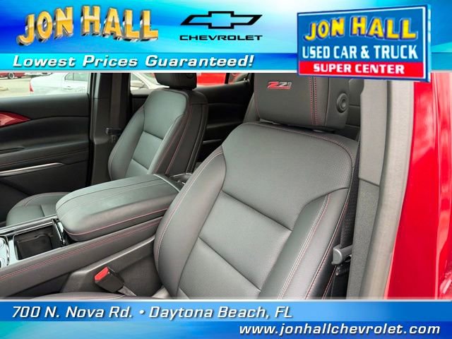 Used 2025 Chevrolet Traverse Z71 w/ Enhanced Driving Package image 21