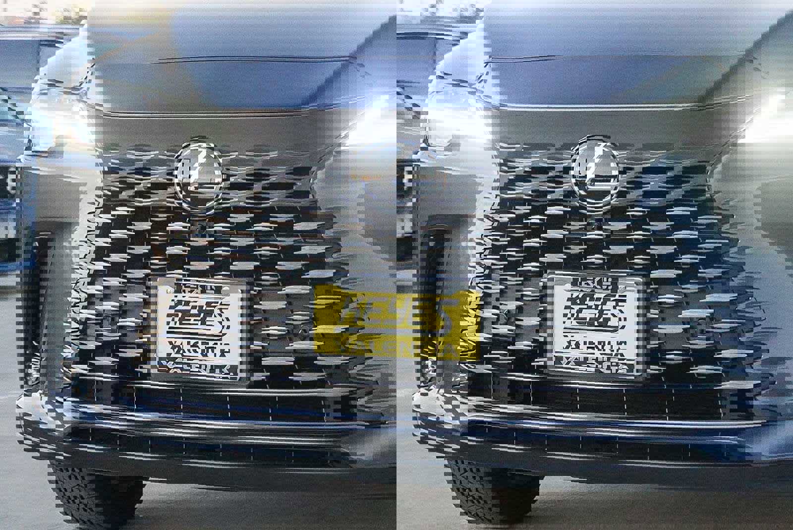 New 2026 Lexus RX 450h Luxury image 8