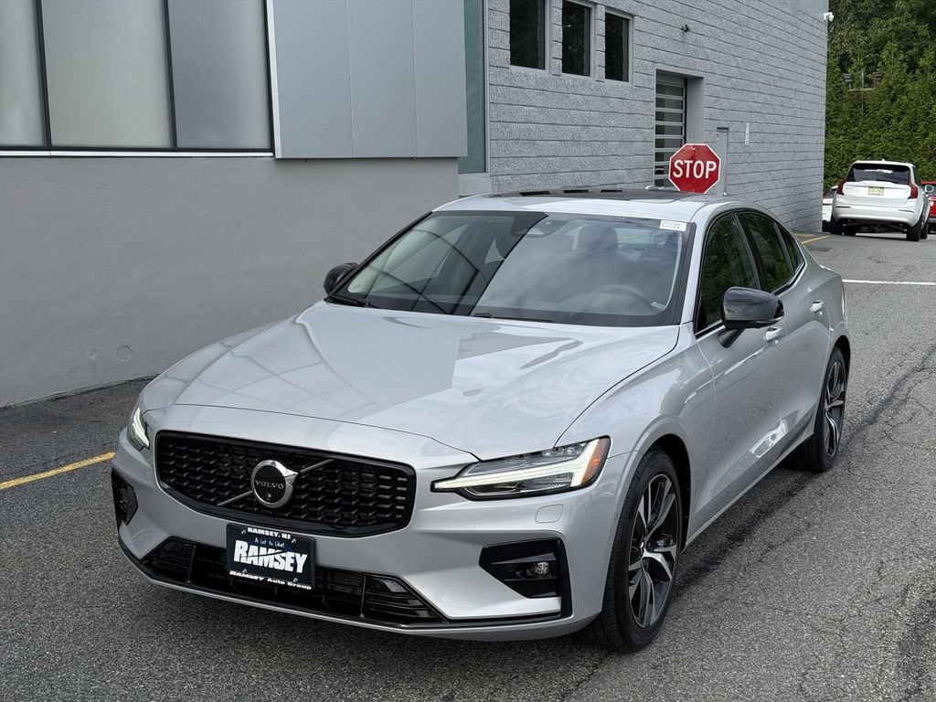 Certified 2024 Volvo S60 B5 Plus w/ Climate Package AWD/4WD image 1