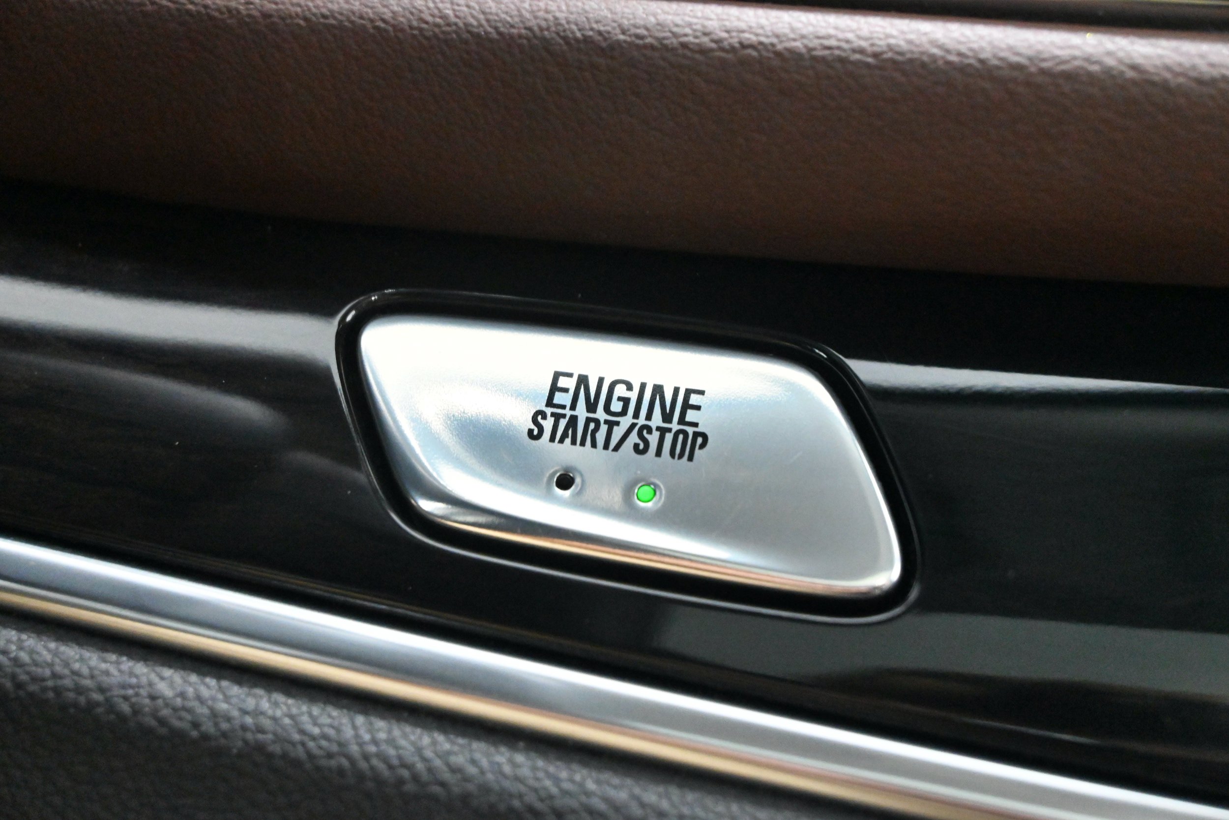 Used 2018 Buick Enclave Avenir AWD/4WD image 10