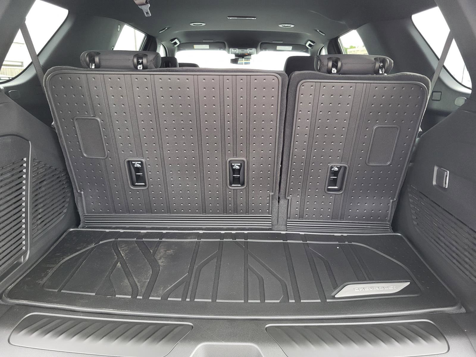 New 2026 Chevrolet Tahoe LS RWD image 13