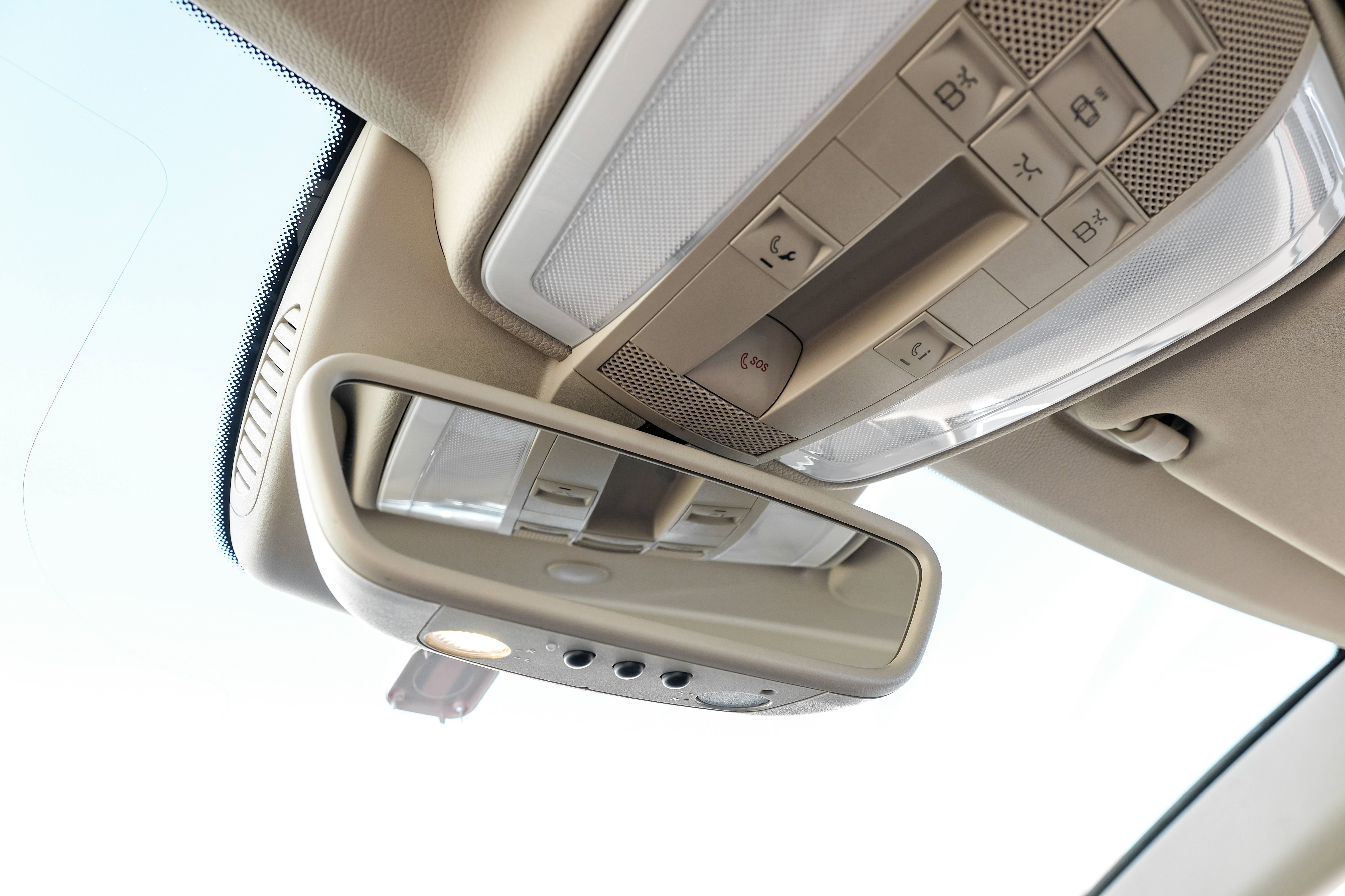 Used 2014 Mercedes-Benz E 550 Cabriolet w/ Premium 1 Package image 24