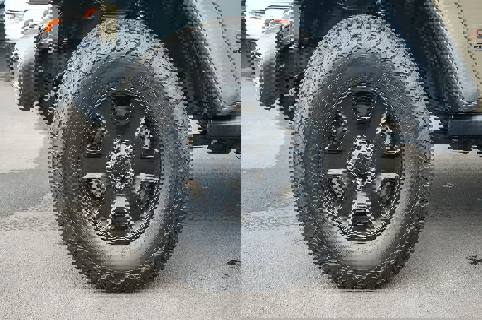 Used 2020 Jeep Gladiator Mojave image 9