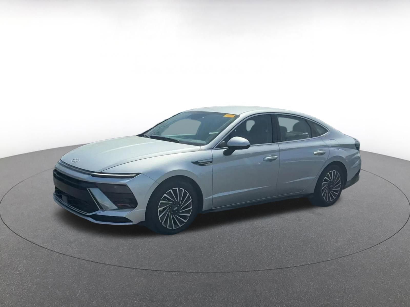 Used 2025 Hyundai Sonata SEL FWD image 9
