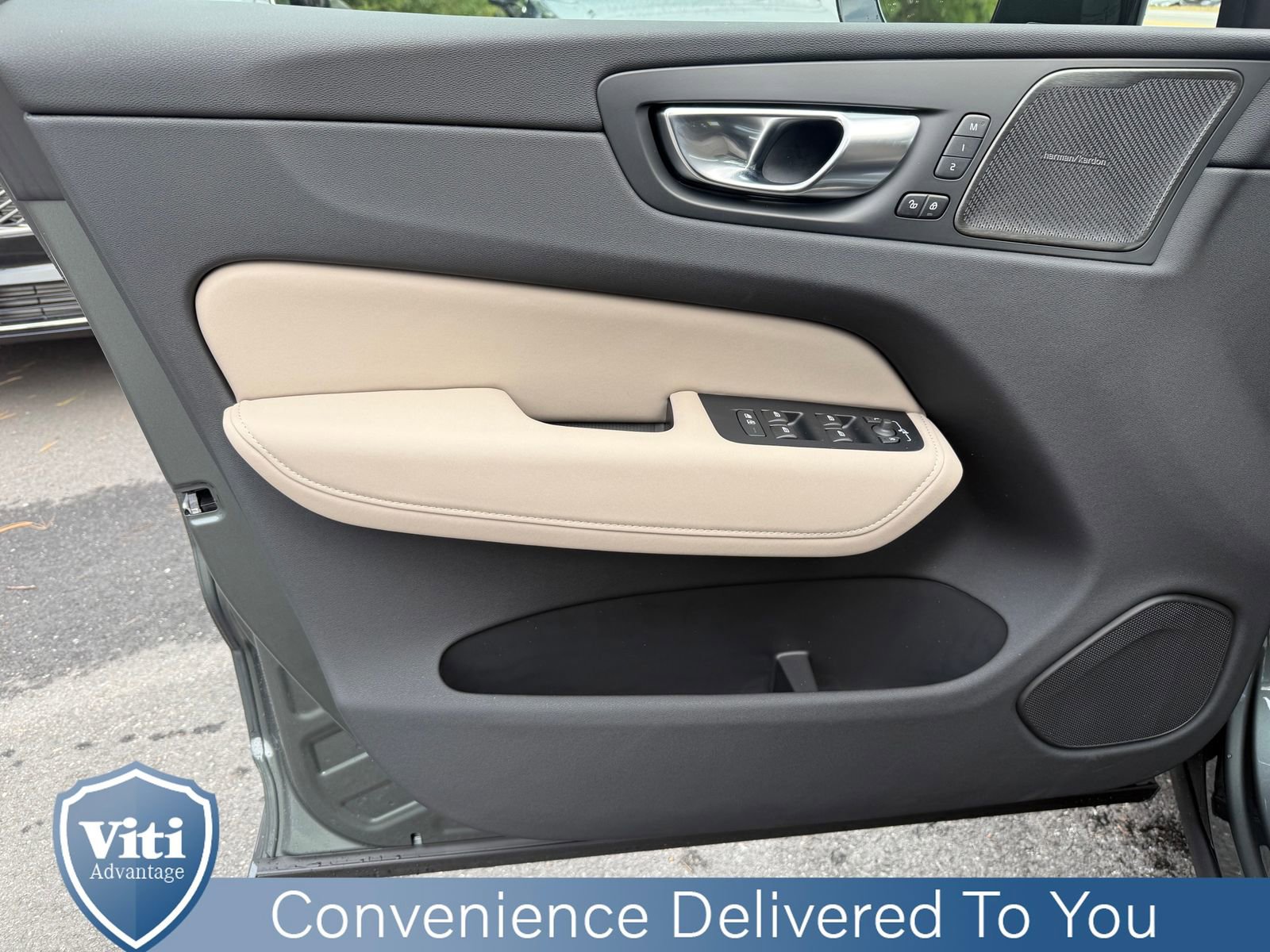 New 2026 Volvo XC60 B5 Plus w/ Climate Package image 11