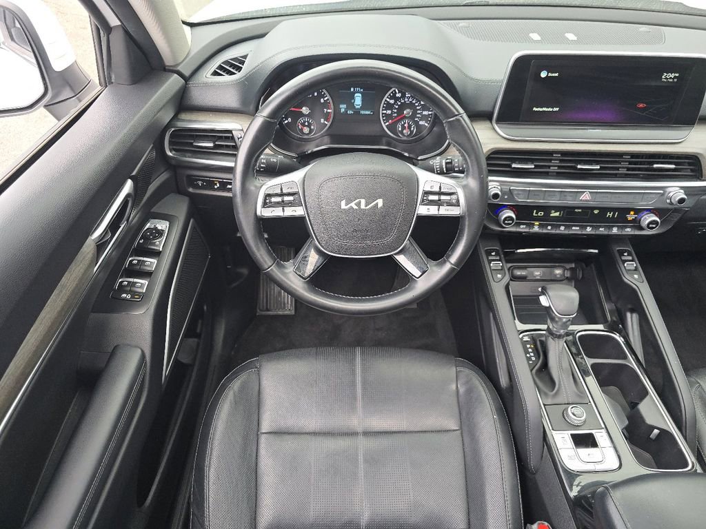Used 2022 Kia Telluride EX w/ EX Premium Package image 25