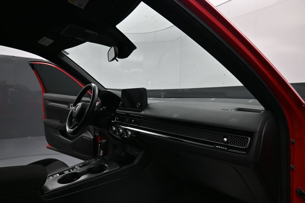 Used 2022 Honda Civic Sport image 18