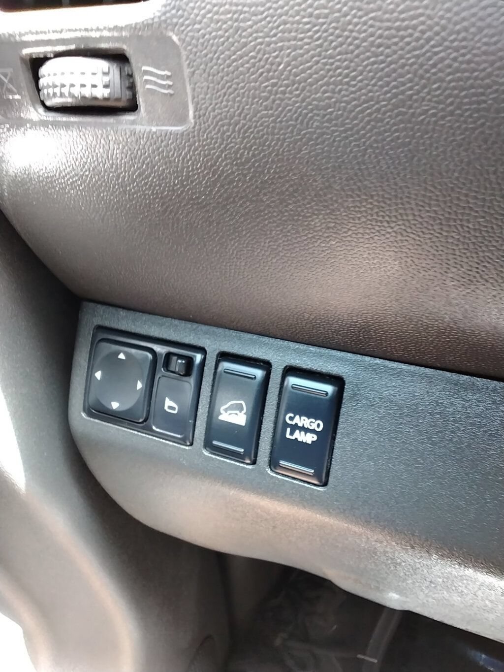 Used 2018 Nissan Frontier PRO-4X AWD/4WD image 20