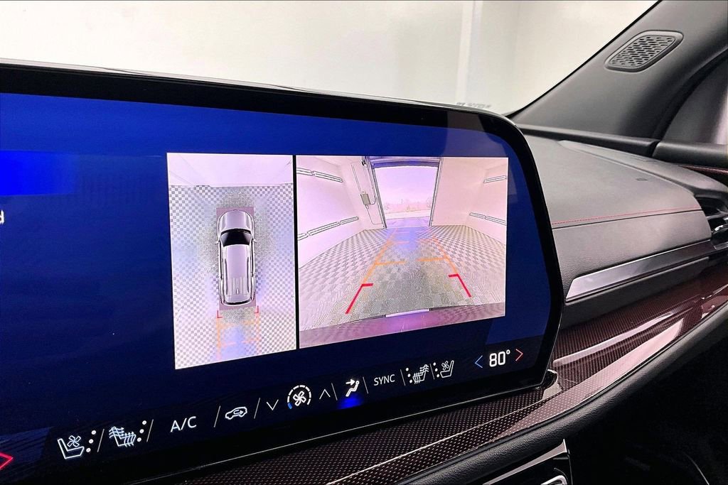 Used 2024 Chevrolet Traverse RS image 21