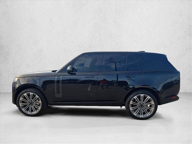Used 2026 Land Rover Range Rover SE AWD/4WD image 2