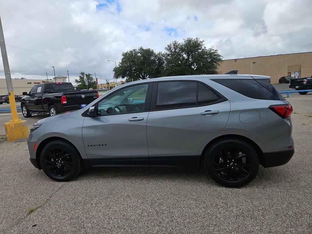 Used 2023 Chevrolet Equinox LS w/ LS Convenience Package FWD image 5
