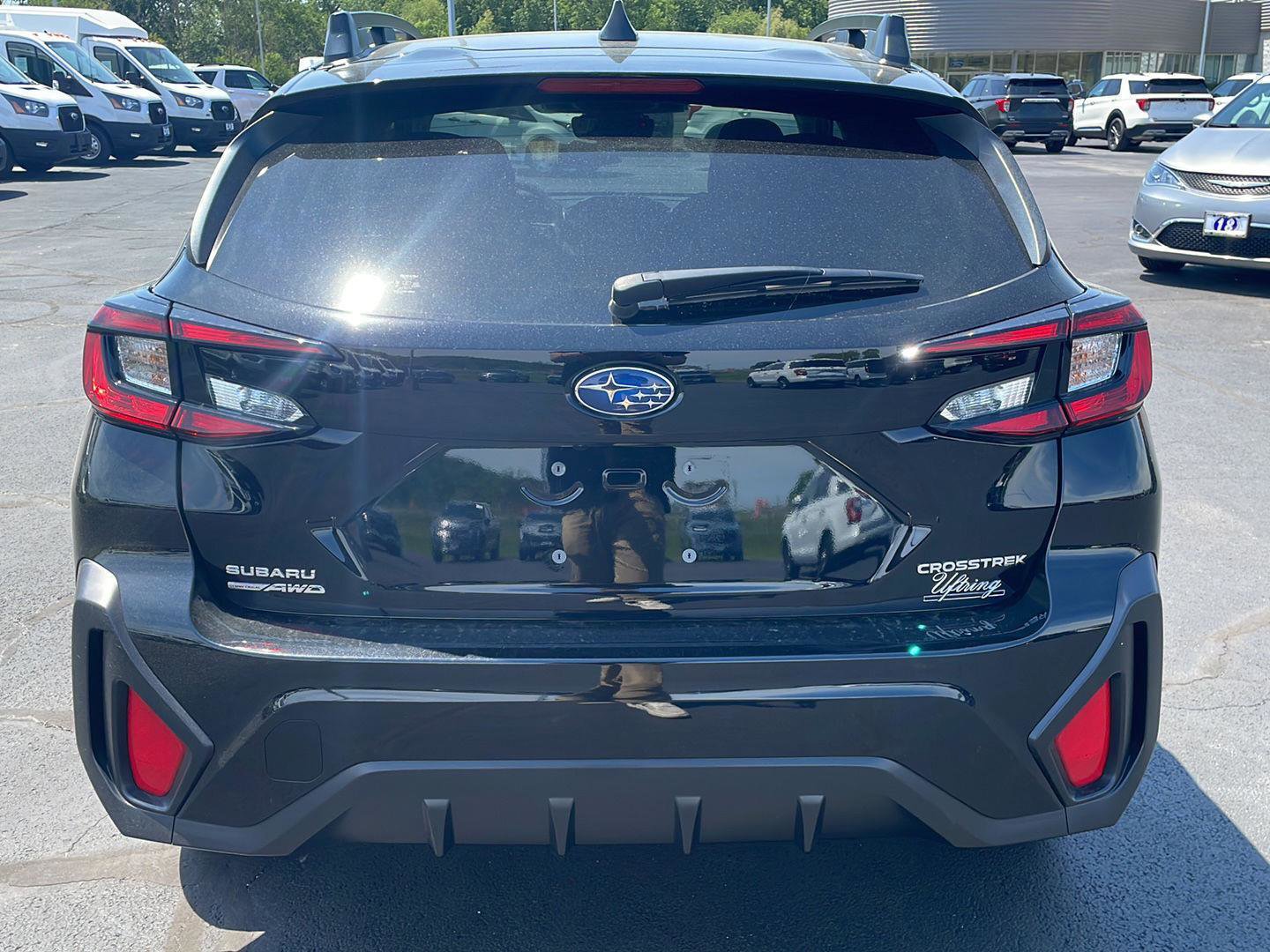 Used 2025 Subaru Crosstrek 2.0i Premium AWD/4WD image 4
