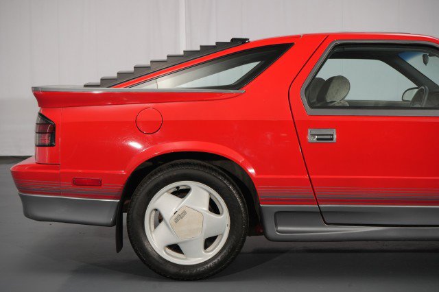 Used 1989 Dodge Daytona Shelby image 43
