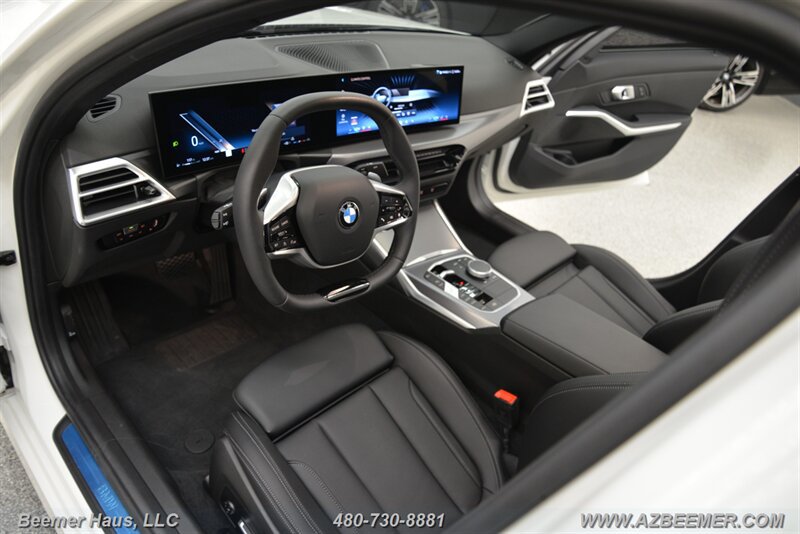 Used 2026 BMW 330i Sedan w/ Convenience Package RWD image 14
