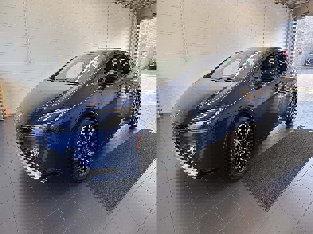 New 2026 Toyota Prius Plug-In Hybrid image 4