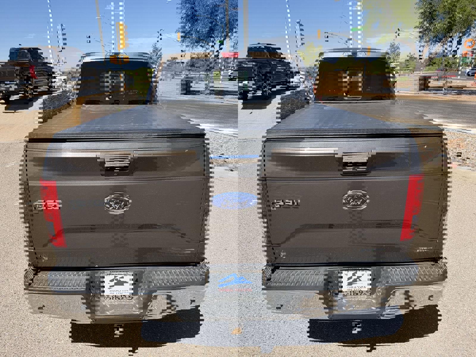 Used 2015 Ford F150 XLT w/ Equipment Group 302A Luxury AWD/4WD image 6