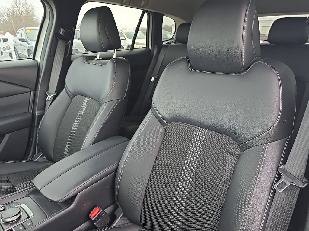 Used 2024 MAZDA CX-50 AWD 2.5 S w/ Preferred Package image 17