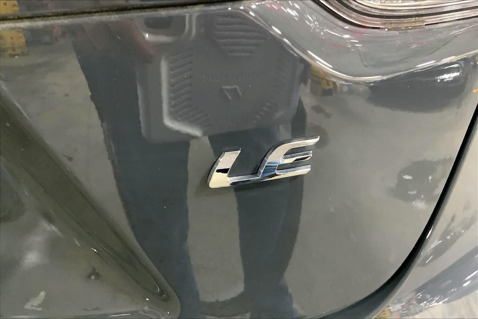 Used 2023 Toyota Corolla LE FWD image 10