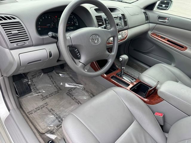 Used 2002 Toyota Camry LE FWD image 11