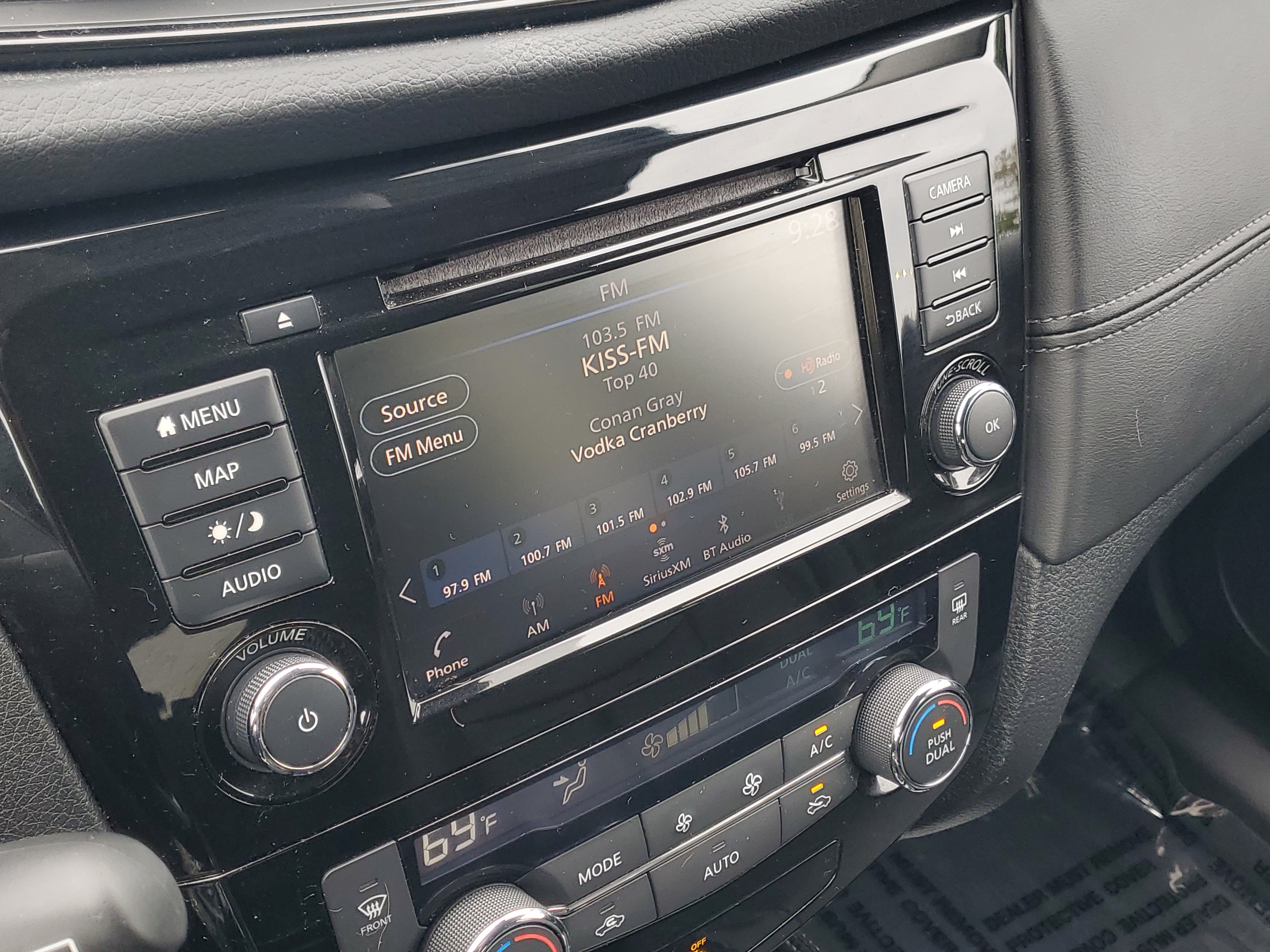 Used 2020 Nissan Rogue SL AWD/4WD image 27