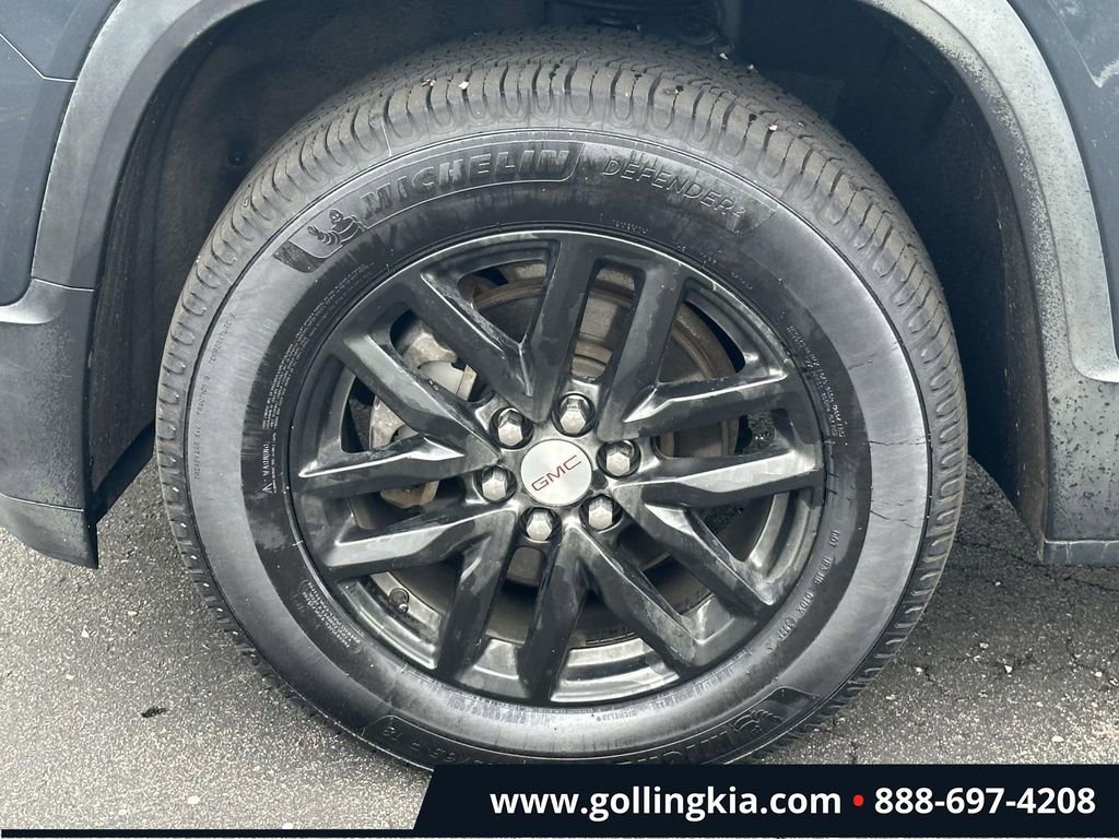 Used 2019 GMC Acadia SLT w/ LPO, Floor Liner Package FWD image 7