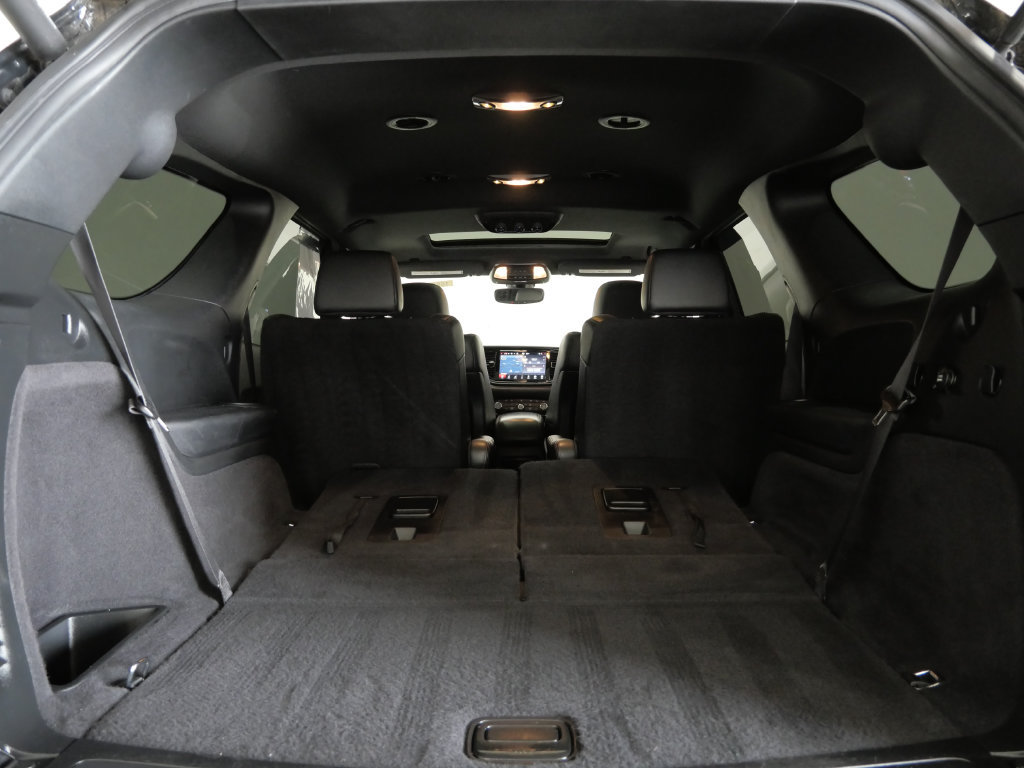 Used 2022 Dodge Durango R/T w/ Blacktop Package AWD/4WD image 30