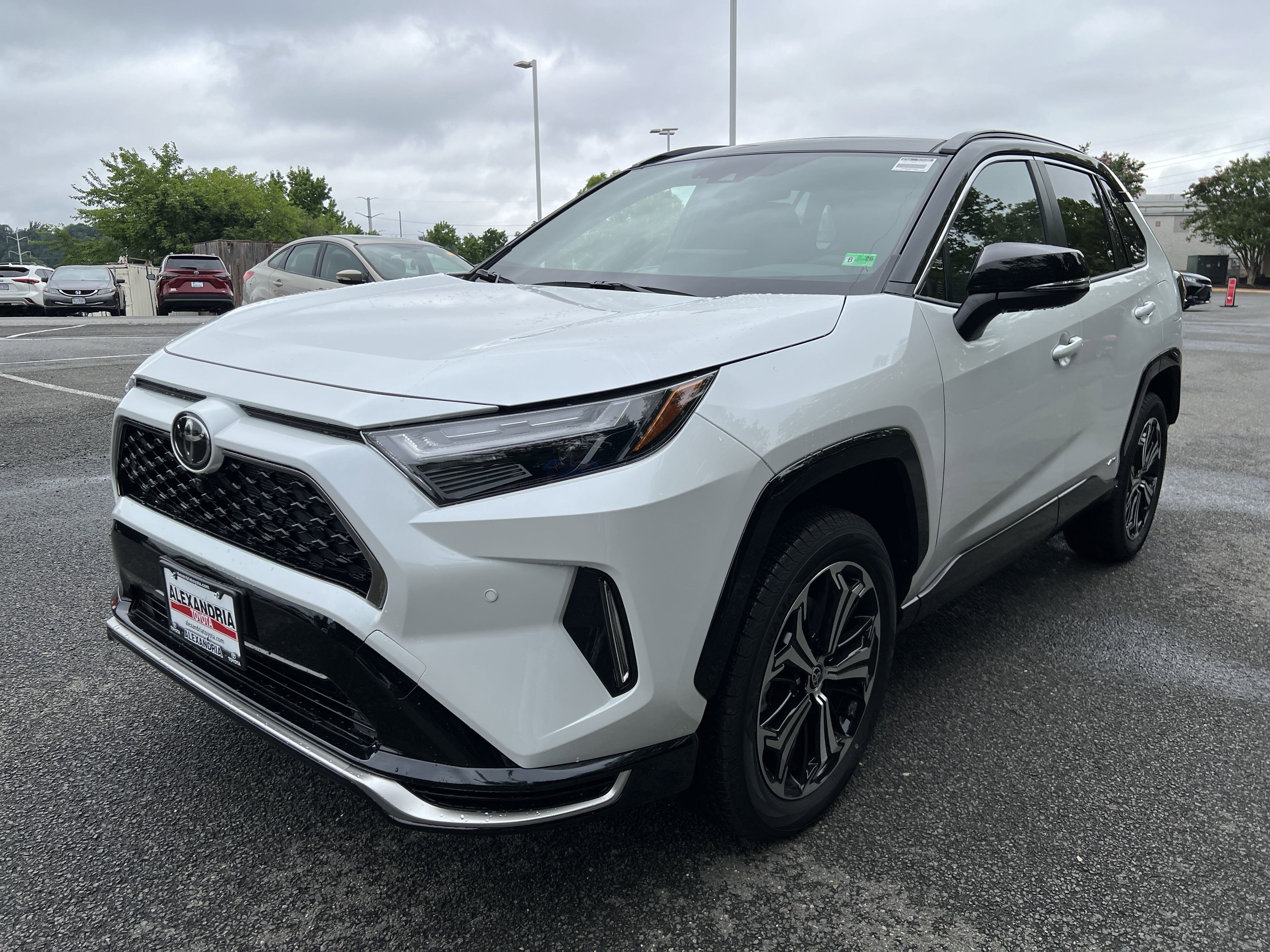 New 2025 Toyota RAV4 XSE w/ Premium Package