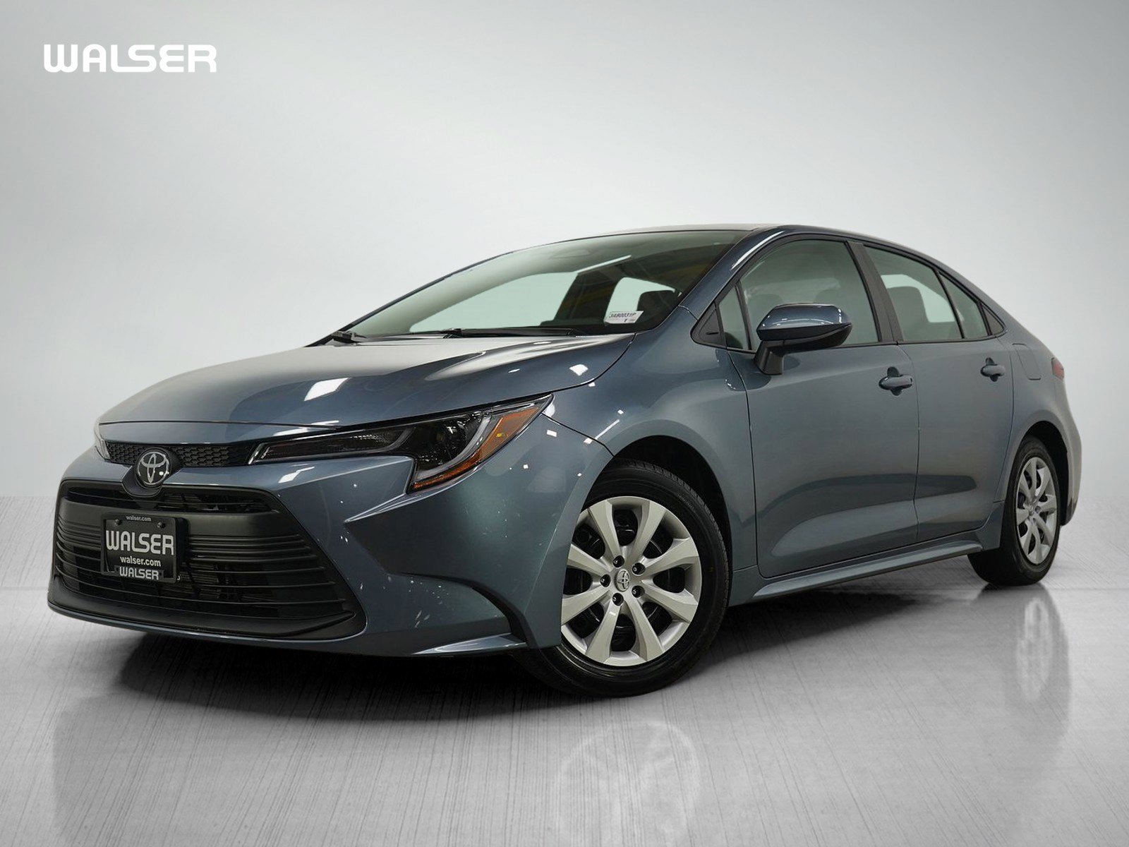 Used 2026 Toyota Corolla LE image 1