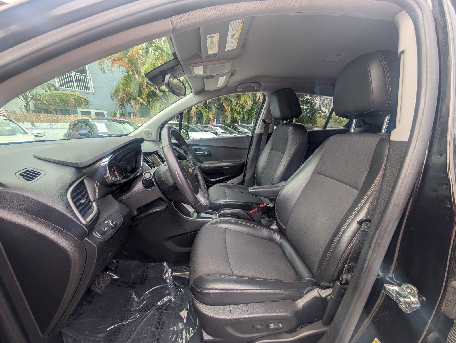 Used 2019 Chevrolet Trax LT w/ LT Convenience Package image 10