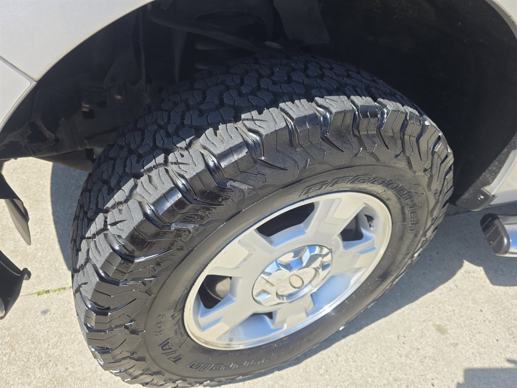 Used 2011 Ford F150 XLT w/ XLT Convenience Pkg RWD image 6