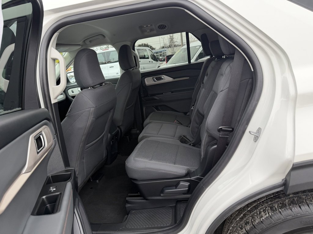 Used 2026 Ford Explorer Active image 11