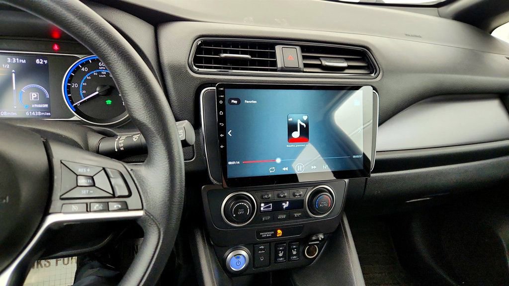 Used 2019 Nissan Leaf S w/ S Charge Package image 17