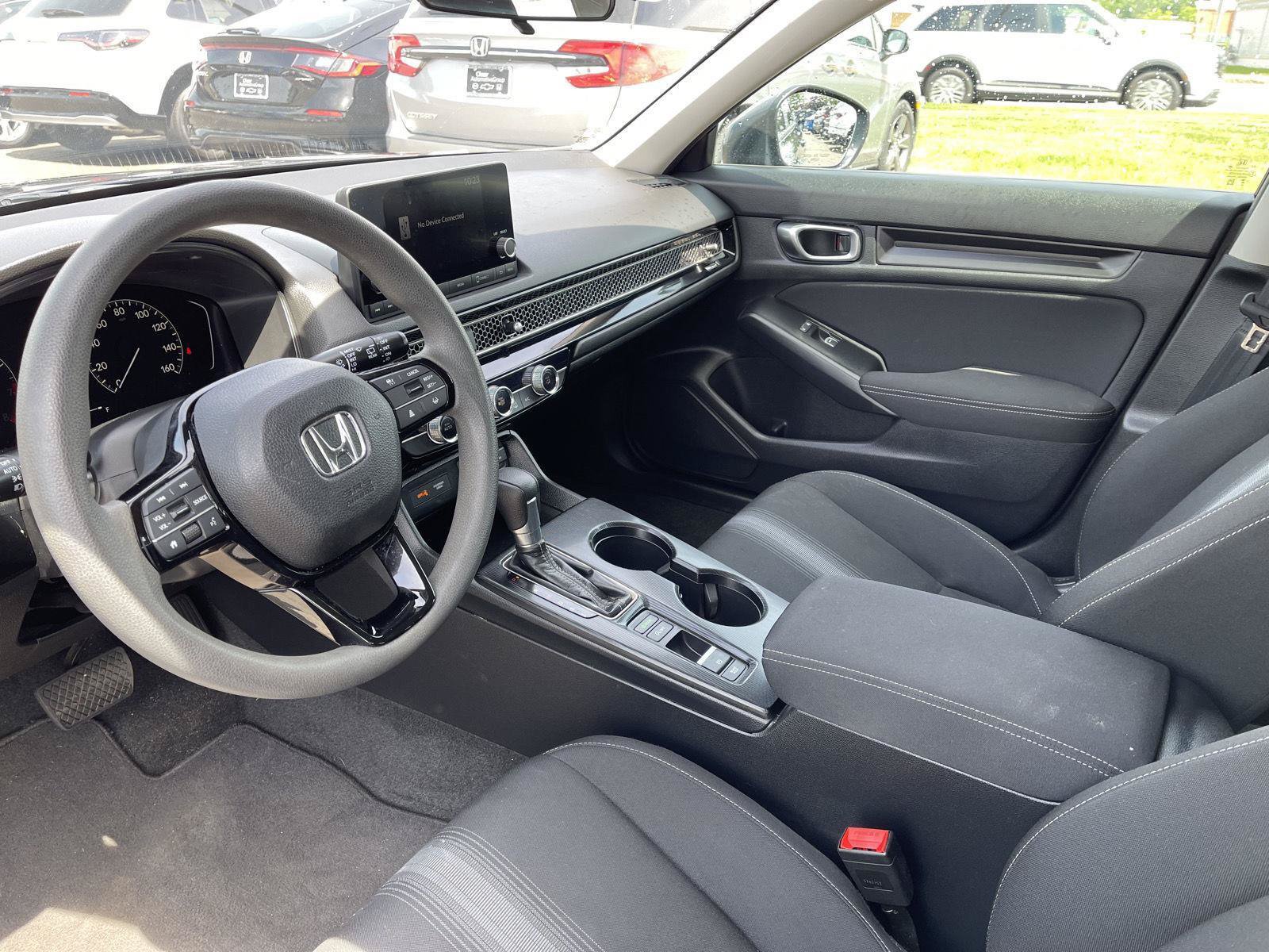 Used 2023 Honda Civic LX image 4