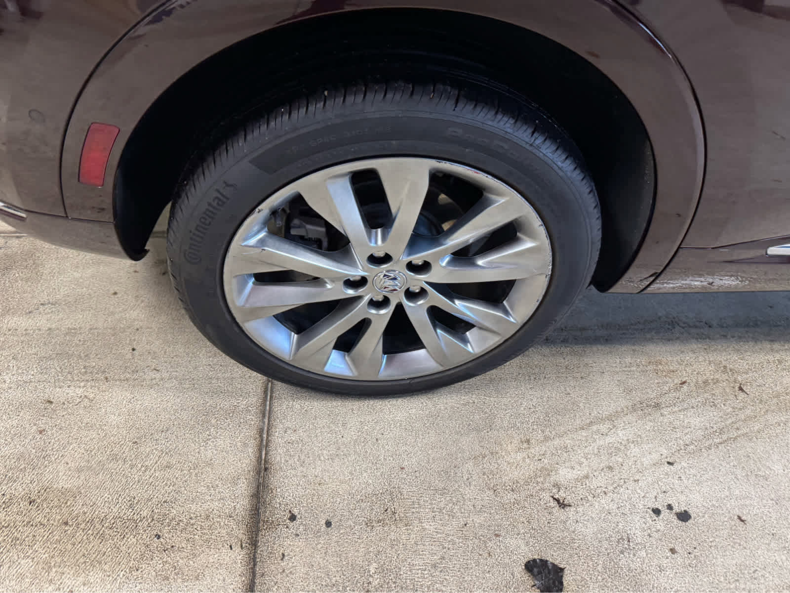 Certified 2022 Buick Envision Avenir w/ Technology Package II image 8